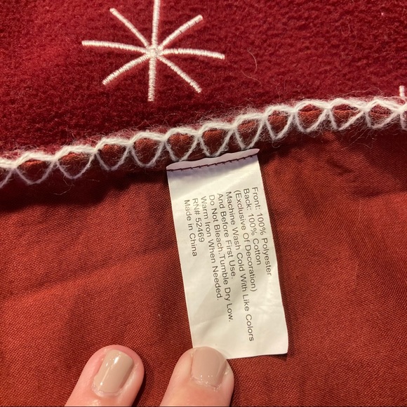 Vintage Snowman Embroidered Scarf - Picture 7 of 7